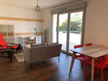 Location Appartement 2 pièces 40m² ALBI 81000 - Photo 3