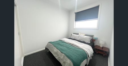 Modern & Low-Maintenance Living! - Photo 4