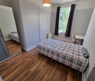 2 Bed Student Accommodation - Photo 4