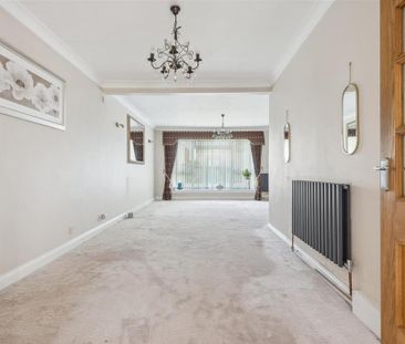 5 bedroom detached house to rent - Photo 1