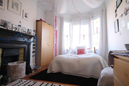 Cavendish Place, Jesmond - Photo 2