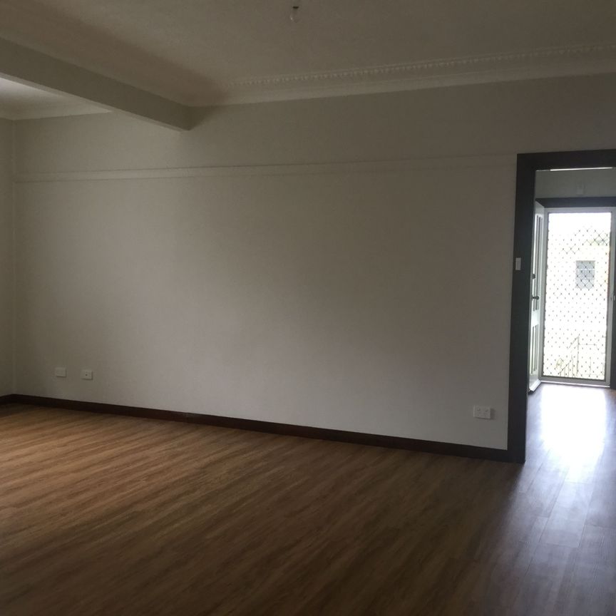 Freshly Renovated Home & Ready to Move In! - Photo 2