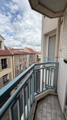 Location Appartement 2 pièces 43m² RUEIL MALMAISON 92500 - Photo 2