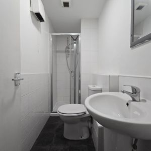 Adelaide Street, Blackpool - Photo 3