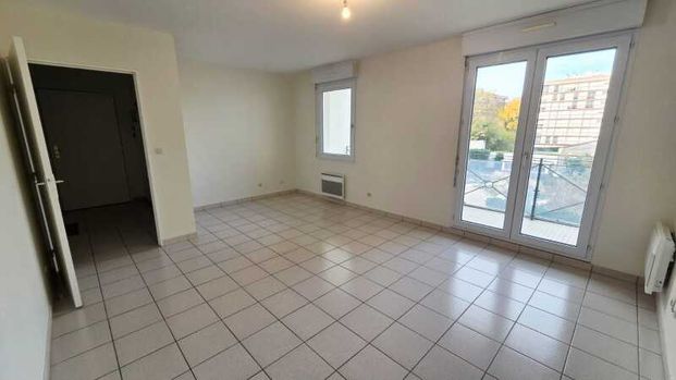 Location Appartement 2 Pièces 51 m² - Photo 1