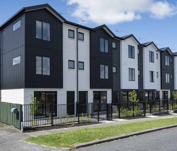 Modern Studio Rooms for Rent - Photo 1