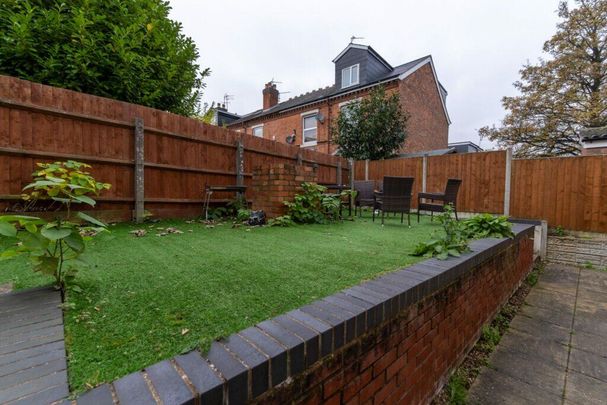 136 Tiverton Road - Photo 1