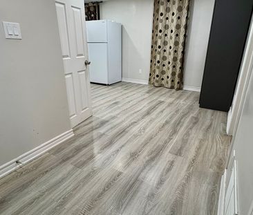 For Lease - 92 Evalene Court, Brampton, Ontario - Photo 6