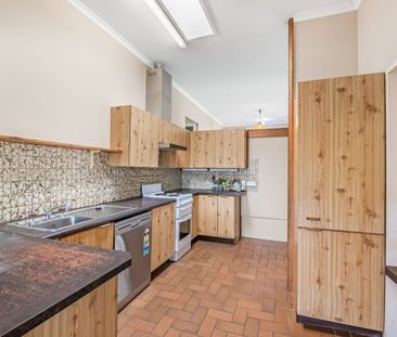 Leafy & Peaceful Easy living house located on pennant Hills (includ... - Photo 3