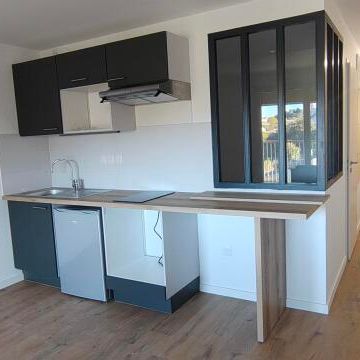 Location Appartement 1 pièce 30m² CASTELNAUDARY 11400 - Photo 1