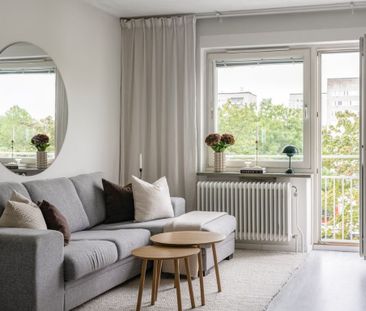 Ellen Keys gata, Hägersten - Photo 2