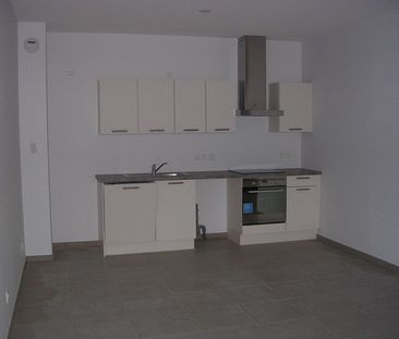 Location Appartement 2 pièces 54m² SARREGUEMINES 57200 - Photo 2