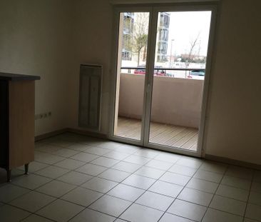 location Appartement T1 DE 27.07m² À ST LAURENT DE LA SALANQU - Photo 1