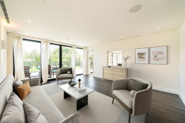 Lincoln Avenue, Wimbledon, SW19 - Photo 1