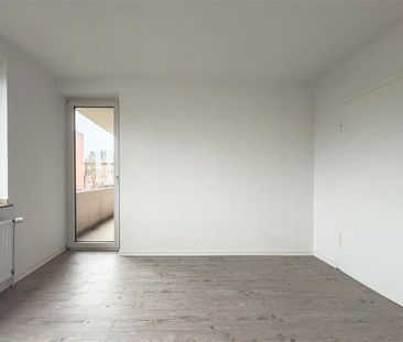 3-Zimmer-Wohnung mit Balkon Top-Anbindung - Photo 1