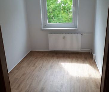 frisch komplexrenovierte 3 Raumwohnung in Velgast! - Photo 4