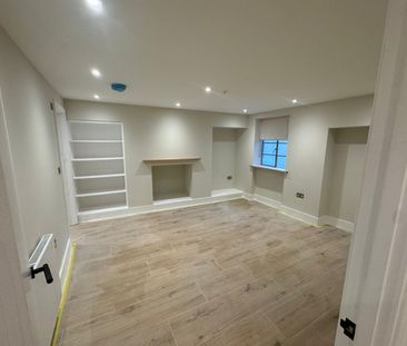 2 Bed Flat, Battersea Park Road, SW11 - Photo 3