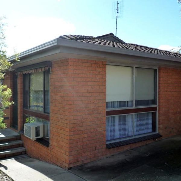 Two Bedroom Unit Close To Albury Cbd - Photo 1