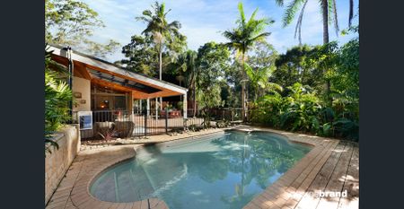 SPACIOUS OASIS FAMILY HOME - Photo 3