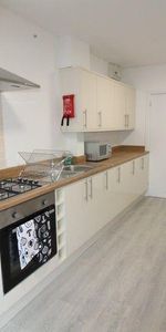 1 bedroom in a house share to rent - Photo 4