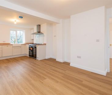 3 bed House To Let - Photo 5