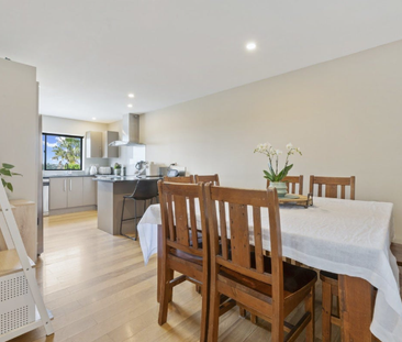 TRANQUIL COMFORT WITH VIEWS OF THE SEA! - Photo 5