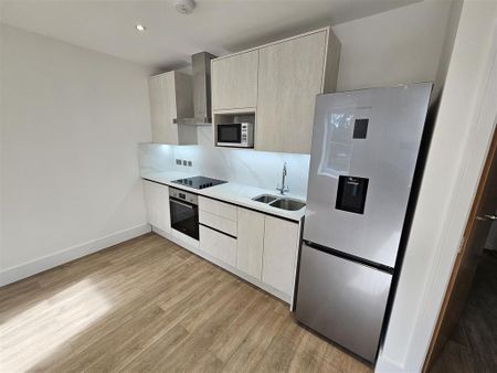 1 bedroom flat to rent - Photo 3