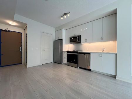 For Lease - 4955 Yonge Street Unit# 815, Toronto, Ontario - Photo 2