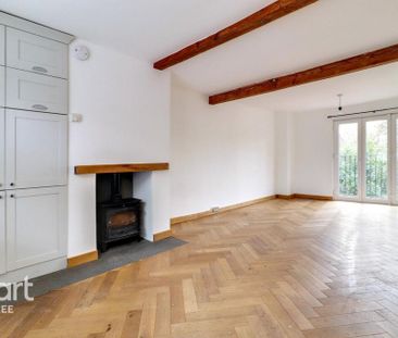 3 bedroom semi-detached house to rent - Photo 3