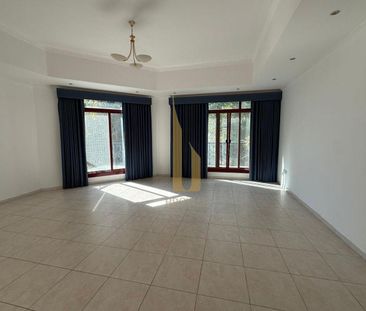 VASTU VILLA WITH PRIVATE GARDEN + POOL l SPACIOUS - Photo 2