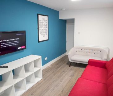 1 bedroom in a house share to rent - Photo 4
