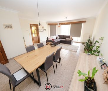 Gezellig appartement met 3 slaapkamers in het hart van Alken - Photo 3