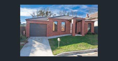 LOW MAINTENANCE TOWN HOUSE MINUTES TO BALLARAT CBD - Photo 5