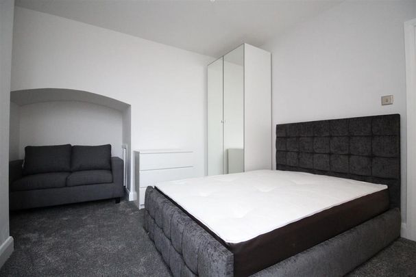 4 bedroom house to rent - Photo 1