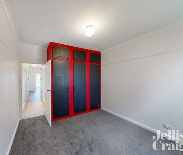 23 Boronia Street, Bentleigh East - Photo 2