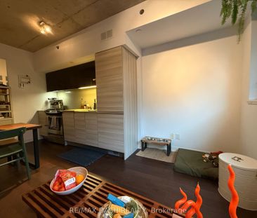 8 Gladstone Lofts , #210 - Photo 4