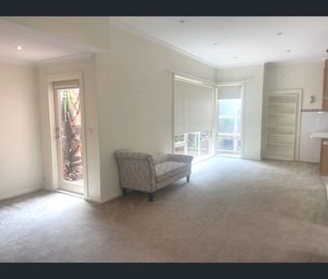 12 Cambridge Street, Caulfield North, Vic 3161 - Photo 1