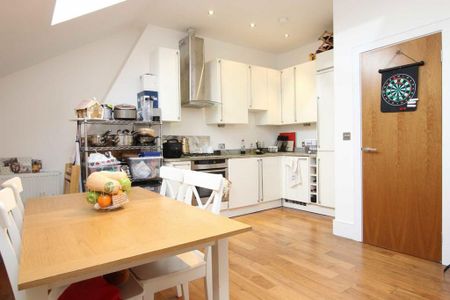 2 bedroom flat to rent - Photo 5