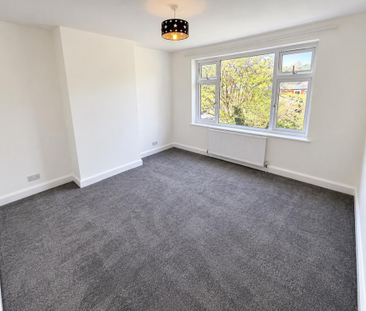 4 bedroom semi-detached house to rent - Photo 4