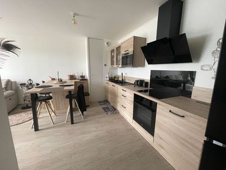 Location Appartement 2 pièces 46m² - Photo 3