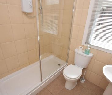 1 bedroom in a house share to rent - Photo 6