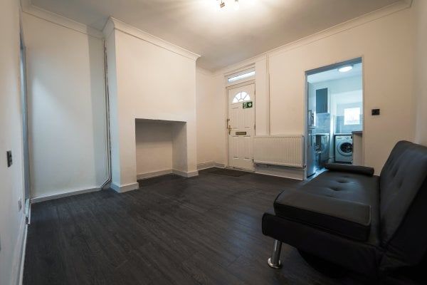 Victoria Street, NG18, Property for rent - Photo 1