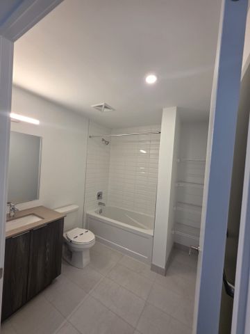 For Lease - 720 Whitlock Avenue Unit# 212, Milton, Ontario - Photo 4