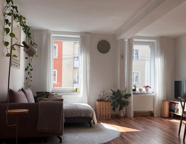 S-West 2 Zimmer mit Balkon - Photo 1