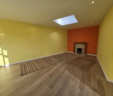 3 bedroom terraced house to rent - Photo 3