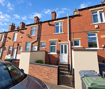2 bedroom terraced house to rent - Photo 4