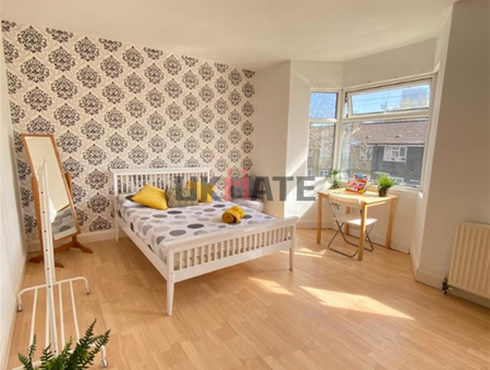 Embleton Road Room A - Photo 4