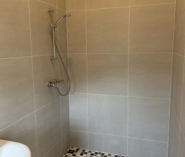 2 bedroom semi-detached house to rent - Photo 6