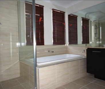 Point Cook - Photo 4