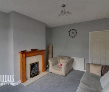 2 bedroom semi-detached house to rent - Photo 5